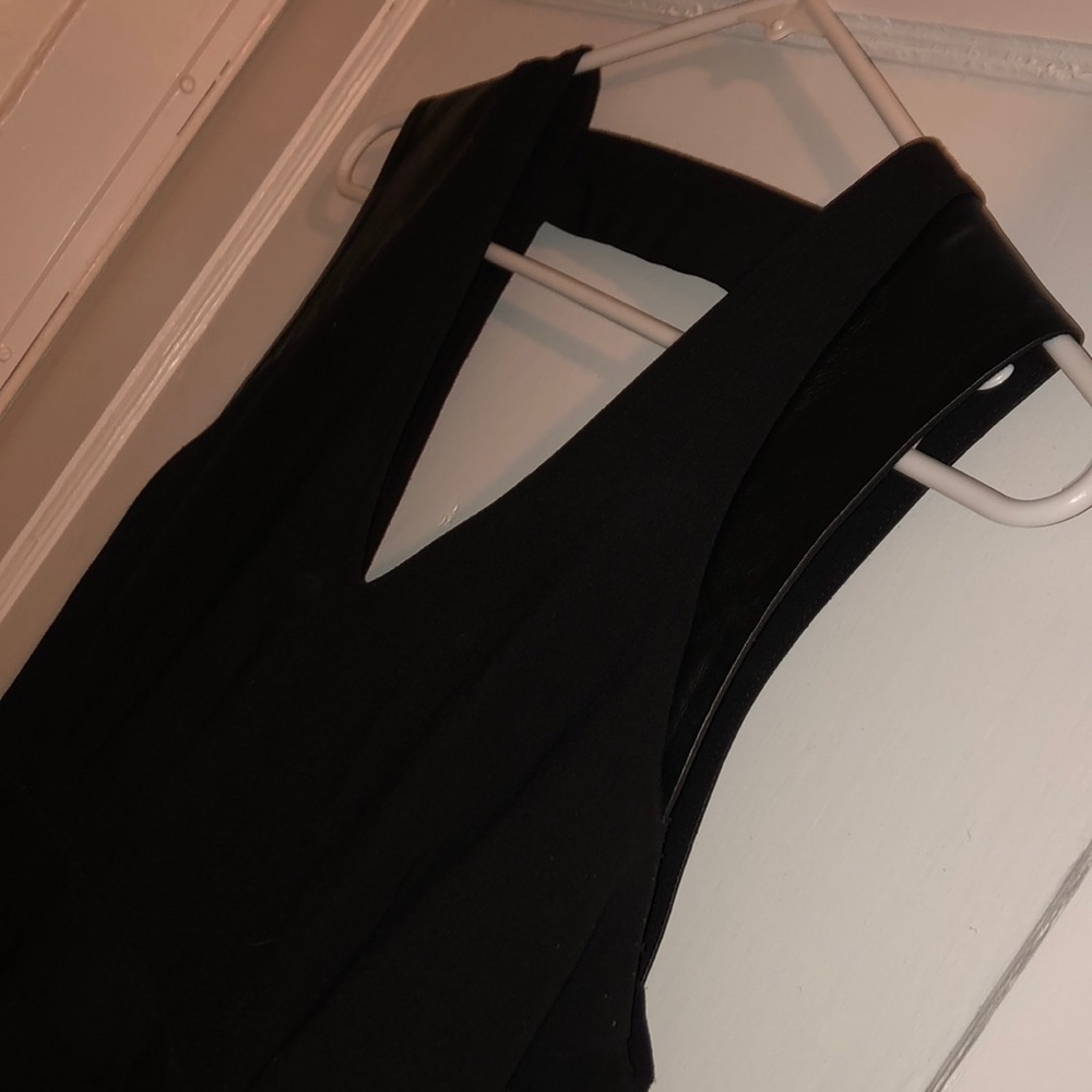 Perfect condition dress with leather contrast